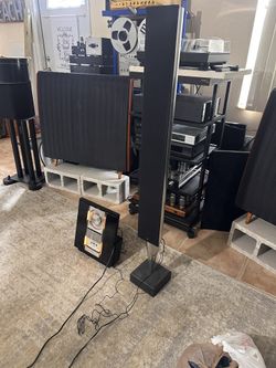 Bang & Olufsen Beosystem 2500 And Beogram 8000 Speaker