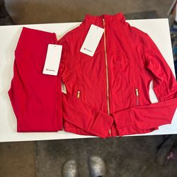LULUMEON RED SET SIZE 8