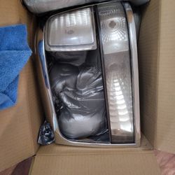 Ford F-150 Headlight Covers 1996 -92 Both Sides