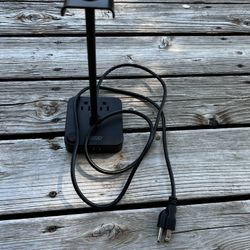 Headphones stand