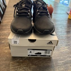 Adidas Sneakers Size 4