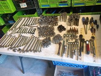 Husky tools box tools bundle