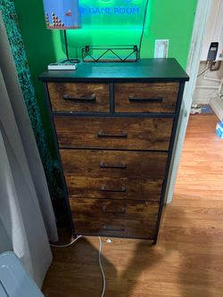 Dresser ( 7 ) drawers