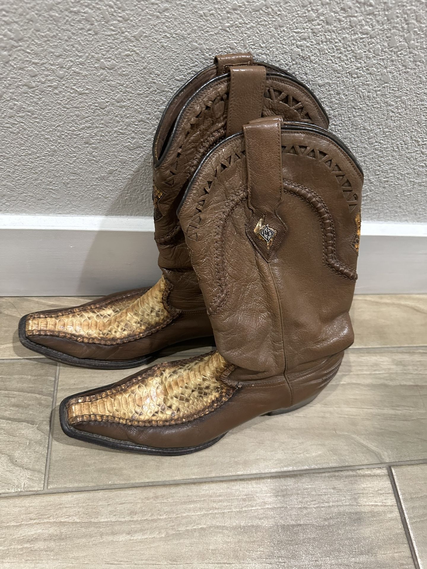 Red Diamond Boots