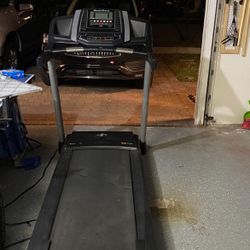 Nordictrack treadmill T6.5 S In Excellent Condition