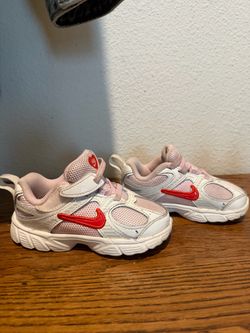 Nike size 8c