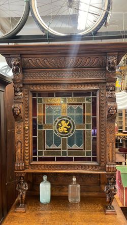 19th century English Oak Narrow Cabinet