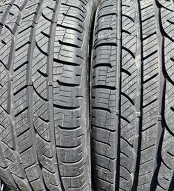 2 Kelly Edge Touring 225/65R17 Tires, Brand New, Never Mounted, With 2025 Date Codes. Located Near Tampa. Perfect For Most Cars. Full Tread, Premium Q