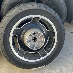 Harley tires