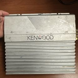 Kenwood KAC-646 4-channel amp