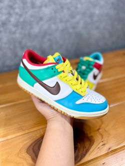 Nike Dunk Low Kids Size 5.5Y / Womens 7