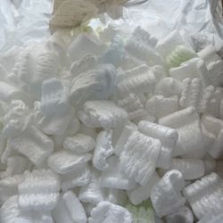 Nice Packing Peanuts - Fills About 0.6 Cu Ft