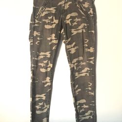 Kut from the Kloth Skinny Camo Jeans