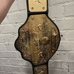 WCW Big Gold Belt 