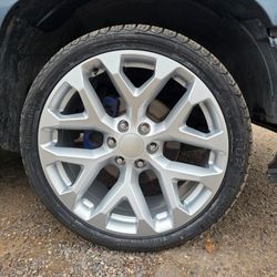 22x9 Snowflake 6x139 Rims And Tires 285/35/22 Forceland