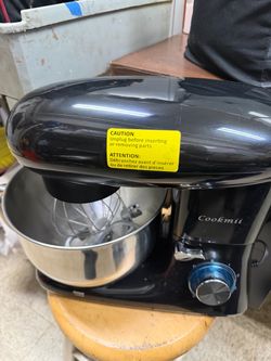 Professional Pastry Robot 1500W 5.5L Kitchen Robot 6 Speeds Low Noise Electric Mixer with Whisk, Beater, Hook, Stainless