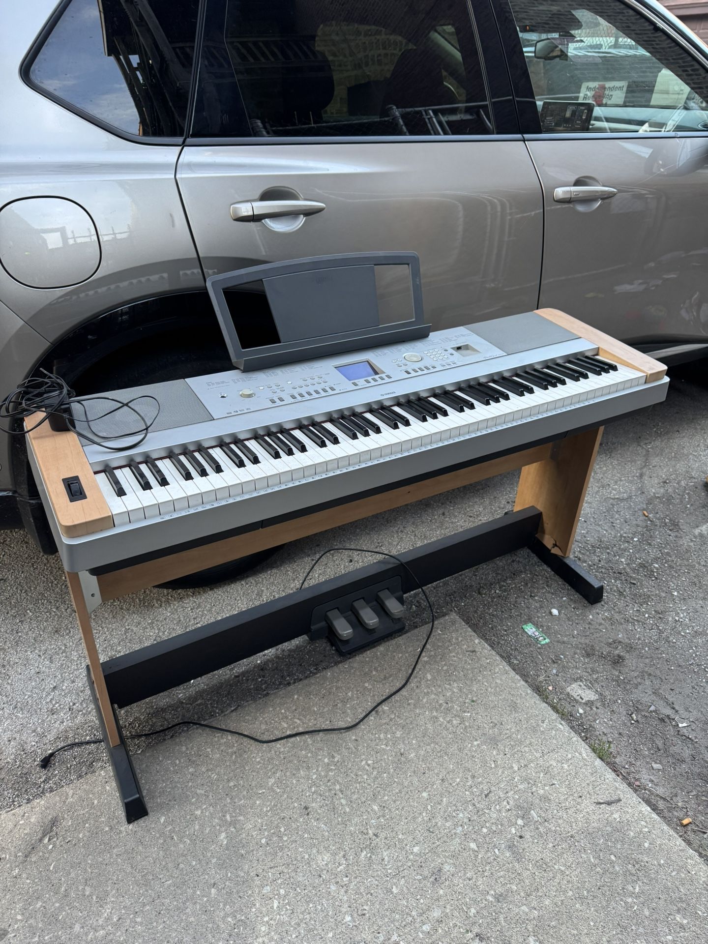 yamaha electric piano dgx640