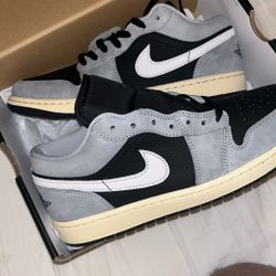 New Nike Jordan 1 Low SE Size 10