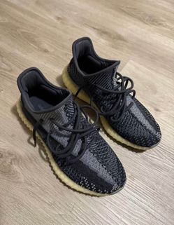 Yeezy Boost 350 V2 Carbon