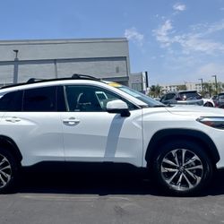 2023 COROLLA CROSS $30.995