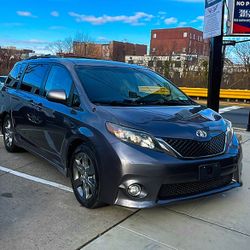 2011 Toyota Sienna