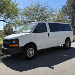 2017 Chevrolet Express 2500 Car