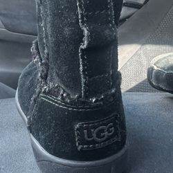 Used Ugg Girls Boots