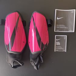 Nike Charge Soccer Shinguards Youth Large