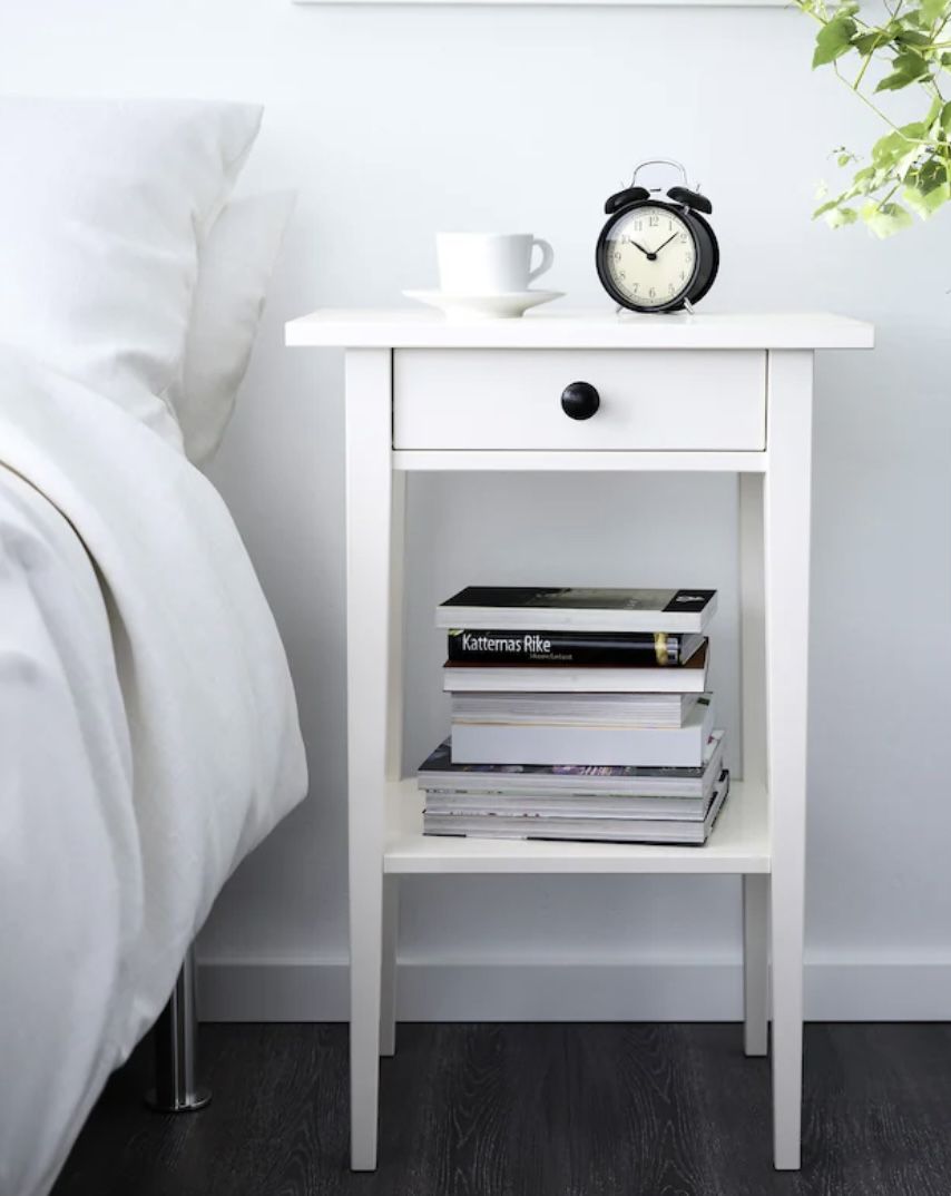 2 Ikea Simple White Night Stands