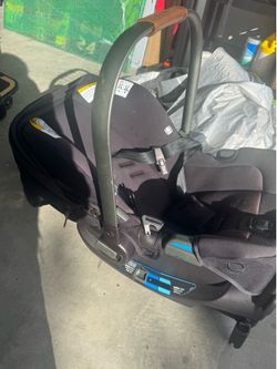 Nuna car seat
