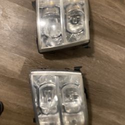 Used 07-13 Silverado Headlights 