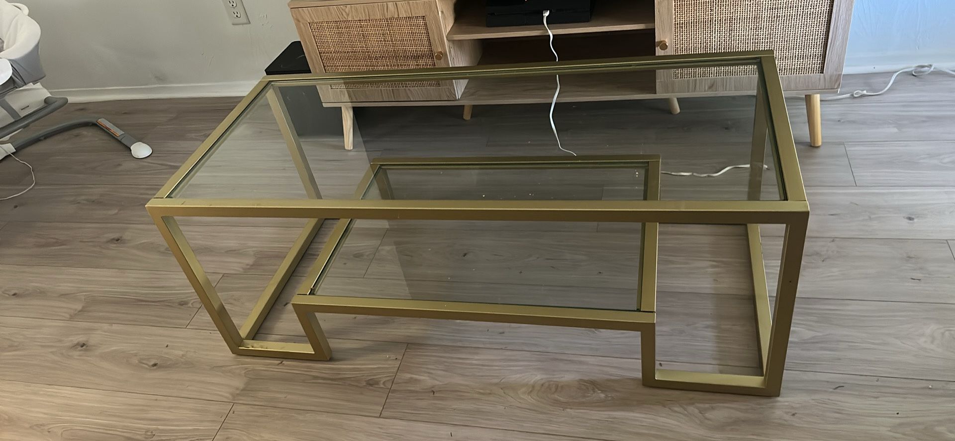 Coffee Table - MOVING URGENTLY