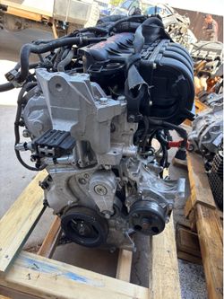 2013-2019 Nissan Sentra 1.8 engine part