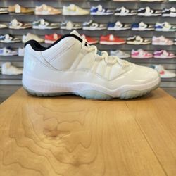 Jordan 11 Legend Blue