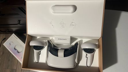 Meta Quest 2 VR Headset - Read Description