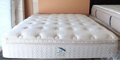 King Size Mattress (Colchon King Size)