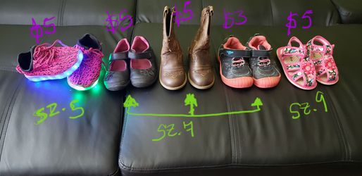 Girl shoes