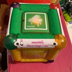 Munchkin Mozart Music Box