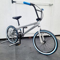 Haro Bmx Race Bike 20"