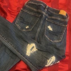 American Eagle Skinny Distressed Jeans 