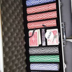 500-Piece Poker Chip Set with Aluminum Case Cards 11.5 Gram Casino Chips