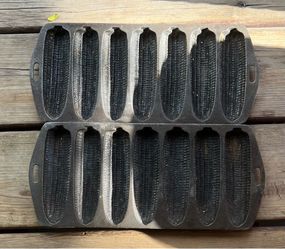 Vintage Cast Iron baking Cornbread Pan