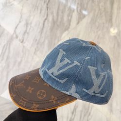 Louis Vuitton Canvas And Leather Baseball Cap With Embroidered Logo