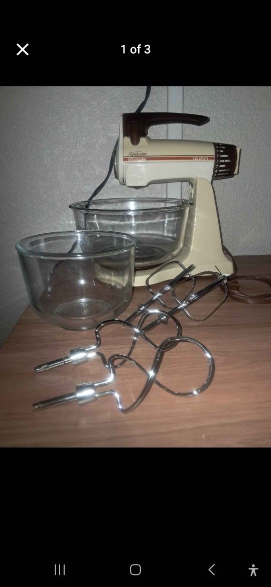 Vintage Sunbeam Mixmaster Mixer 12-Speed Kitchen Stand Mixer Model 2360