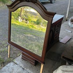 9 Drawer Dresser With Mirror