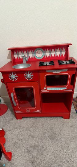 Retro wooden play kitchen