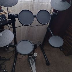 Yamaha Dtx 450k Electric Drumset