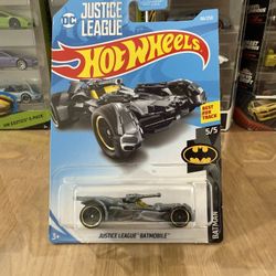 🎬🎥 HOT WHEELS 2017 - DC Justice League - Batmobile - Gray - BATMAN 5/5 - 66/250 - Movie Die Cast Toy 🎬🎥