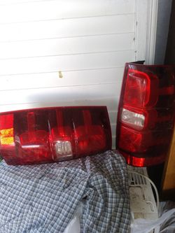 Truck brake lights