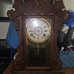 Antique Seth Thomas Oak Clock